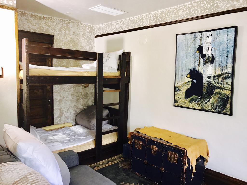 Park Hotel Yellowstone Suites Gardiner Zewnętrze zdjęcie